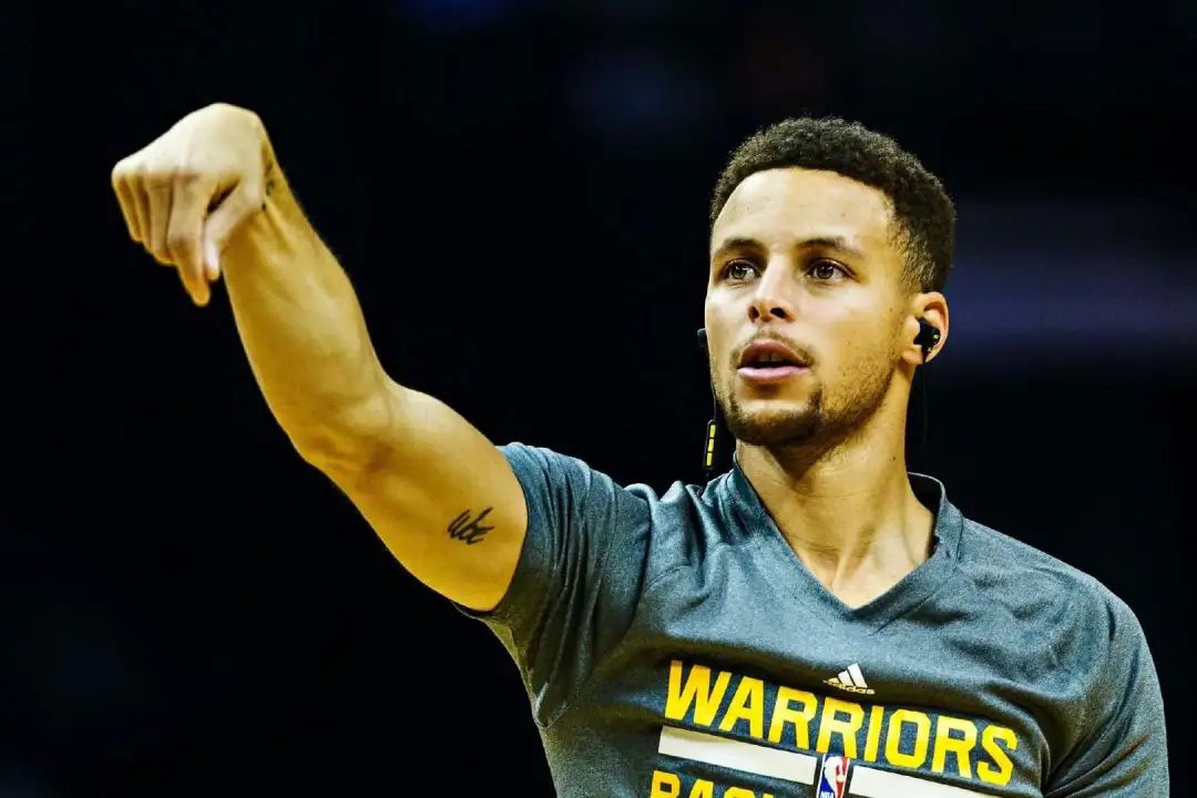 库里最新球鞋,库里最新上脚球鞋