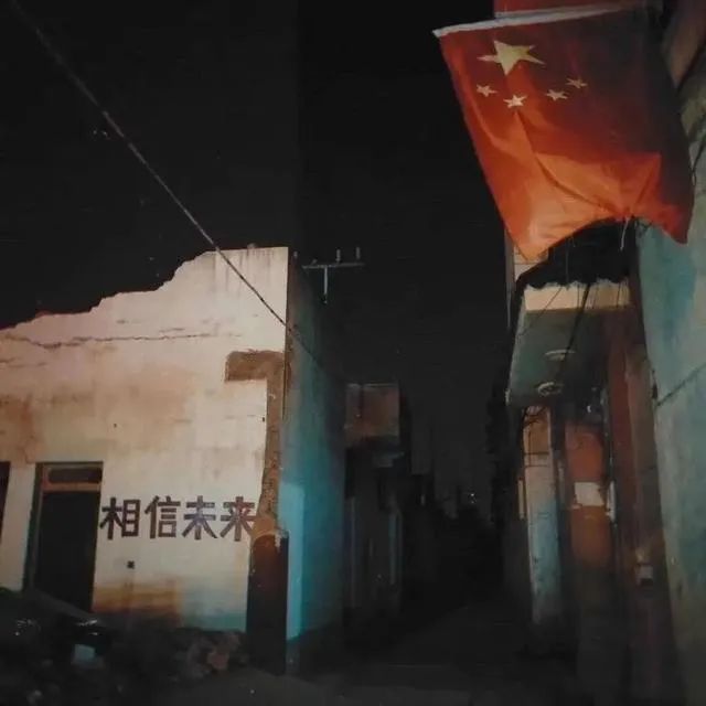 朋友圈文案短句干净暖心,朋友圈文案短句自拍