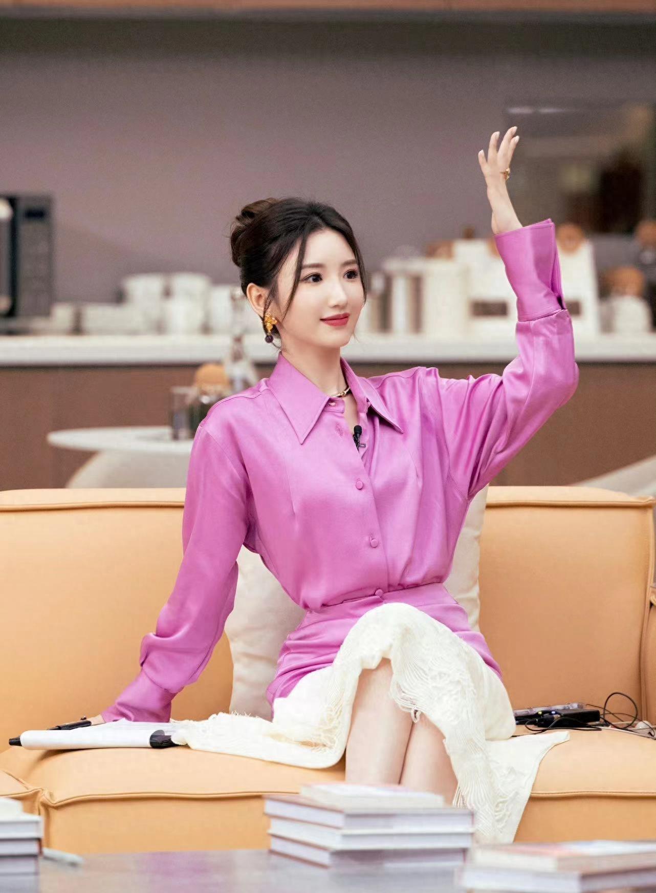 毛晓彤时尚酷感造型,毛晓彤潮人穿搭