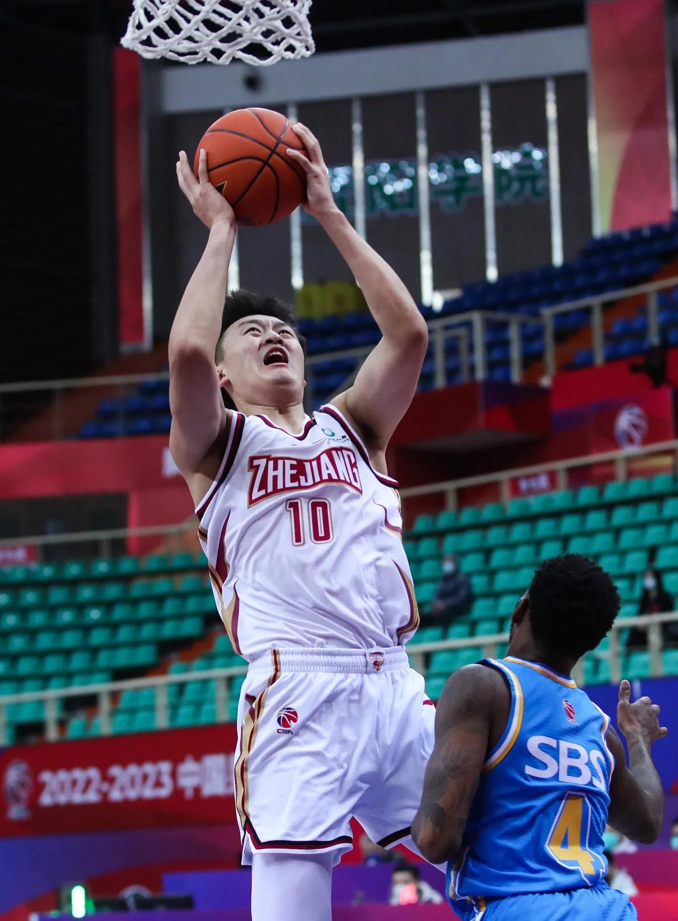 刘泽一场均多少分,刘泽一多少分