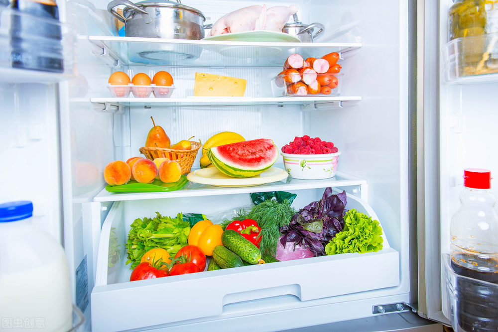 剥开的橘子皮别丢了，放在家里还有这4个妙用，用过的人都说好