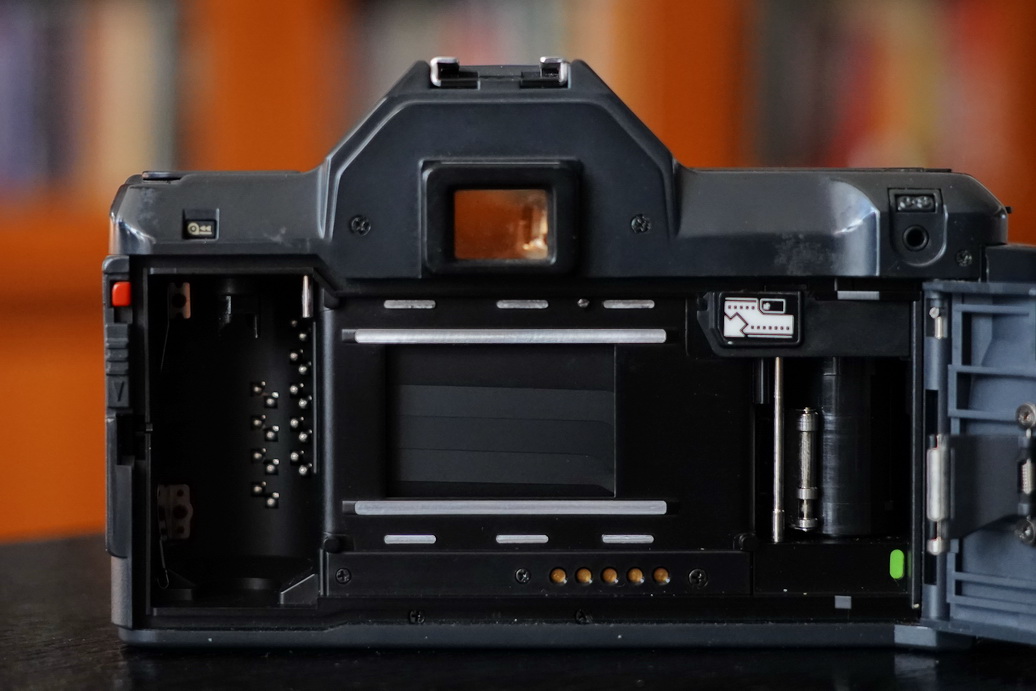 又有颜值又有性能的单反相机,十大性价比最高的单反相机