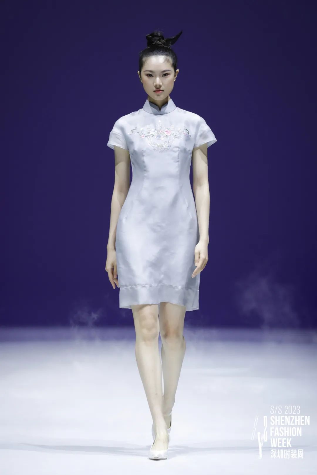 衡韵雅序服装郑州店,衡韵雅序郑州机场