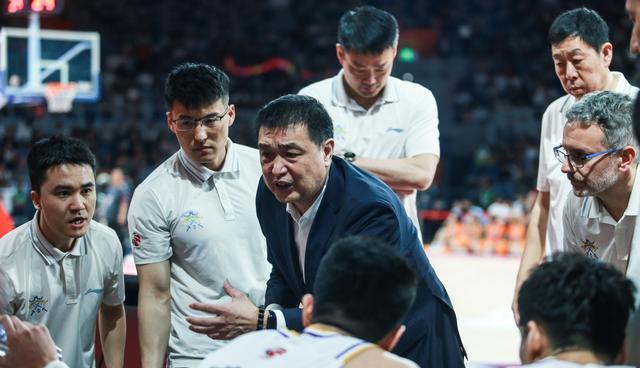 闵鹿蕾执教水平,闵鹿蕾评价