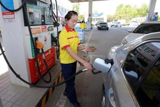 一升汽油等于多少公斤计算公式,95号汽油1升等于多少公斤