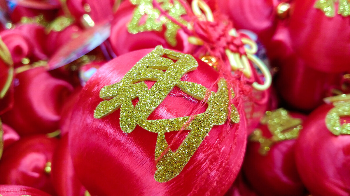 外国人感受中国红包文化,韩国人谈中国过年红包文化