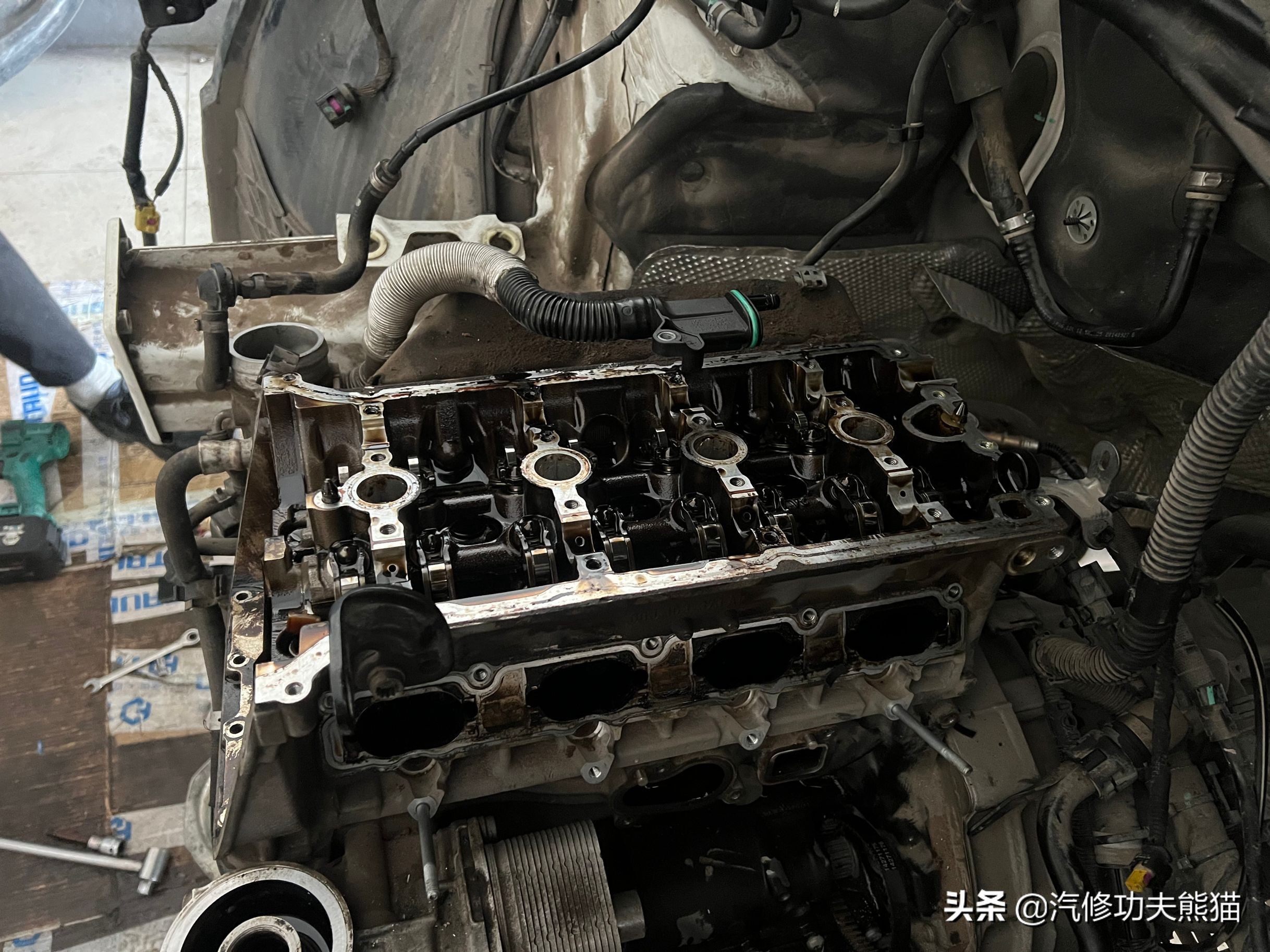 奥迪q5二手车烧机油,q5二手车大修翻新