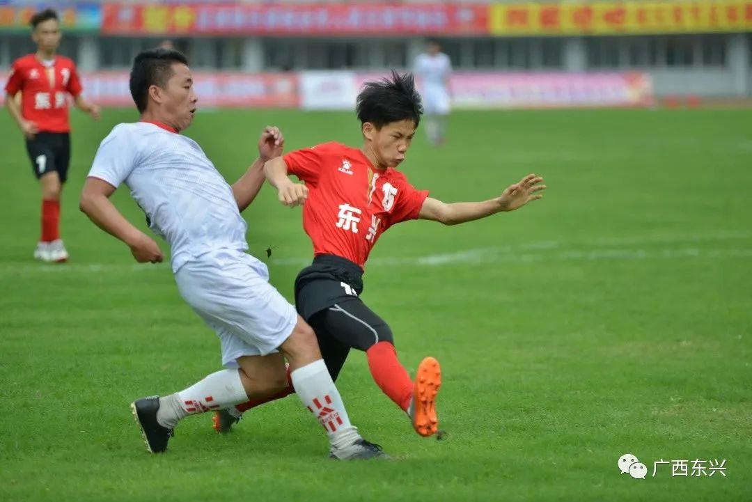 东兴对越南足球赛直播回放,东兴越南芒街元宵足球友谊赛