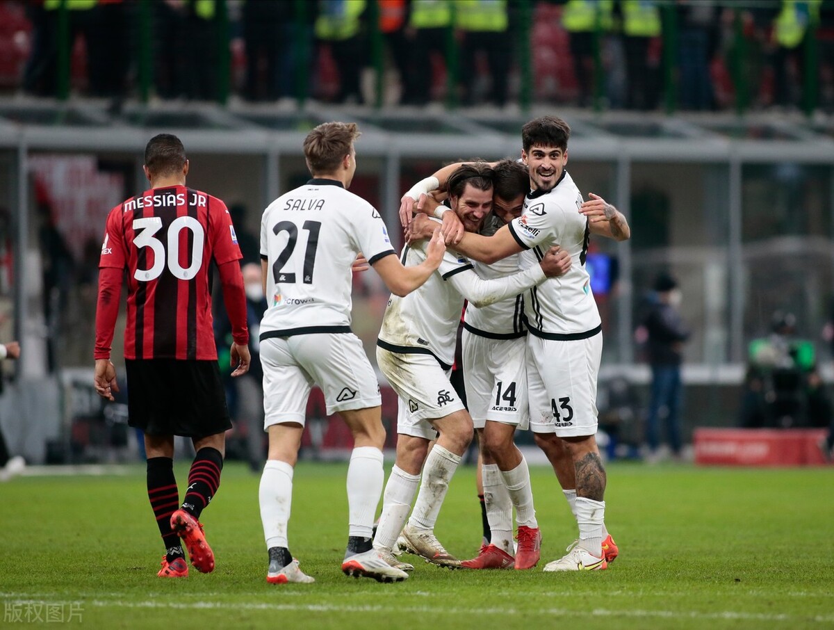 米兰2:3惜败那不勒斯,意甲国米1-2惨遭罗马队逆转