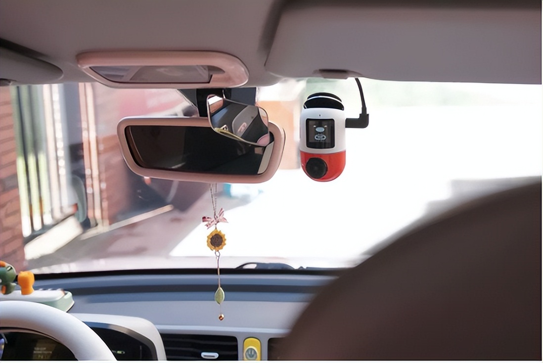 五菱迷你行车记录仪测评,五菱mini升级360全景记录仪