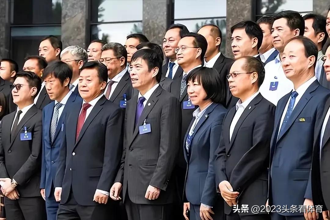 宋凯进京掌权！高洪波失宠，有意接班徐根宝，足协东北帮恐复辟！