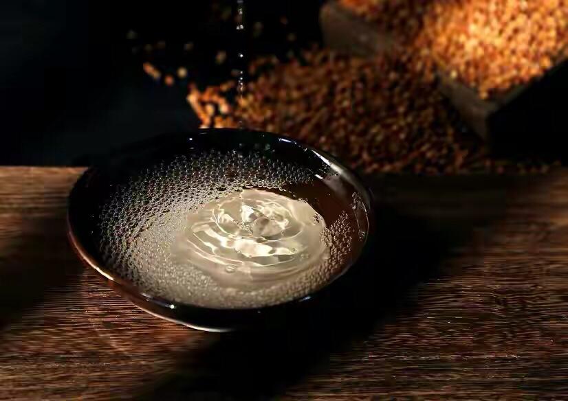 茅台镇全国第一,中国茅台镇十大酱香酒厂好喝吗