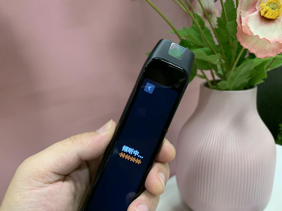 作业帮二代学习笔体验：住在笔里的博学老师，全年级全科覆盖