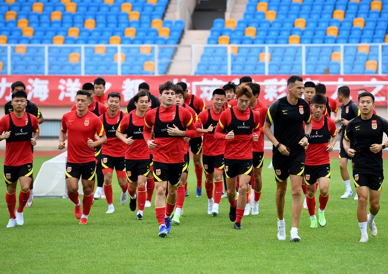 扬科维奇带领的国足变化,扬科维奇成国足新帅候选人