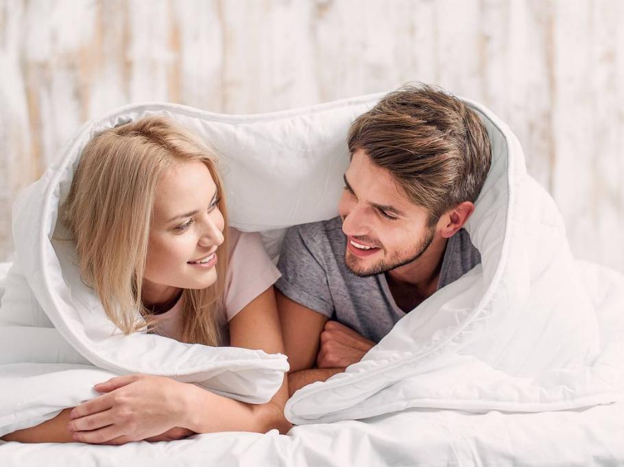 中年女性的需求，真的比男性更强烈?绝经后还能过“夫妻生活”吗