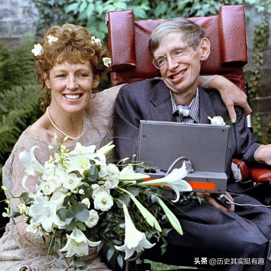 爱因斯坦vs牛顿vs霍金的智商,牛顿与霍金谁更伟大