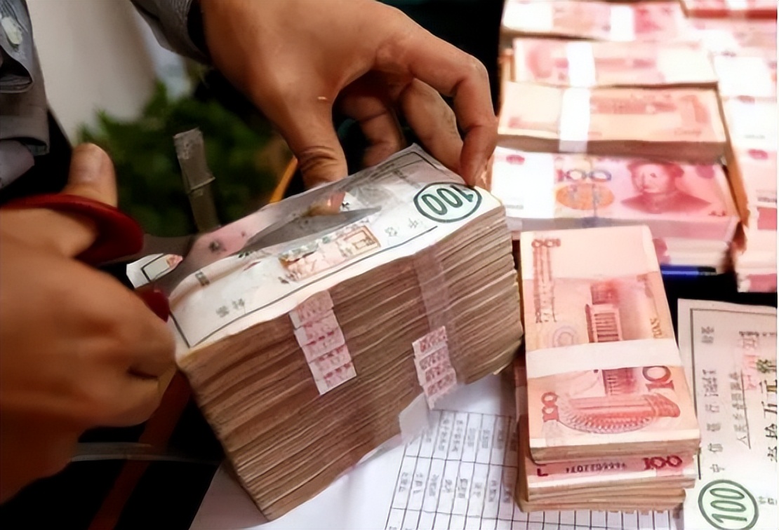 信用卡还款转账转错怎么追回,银行误转20000