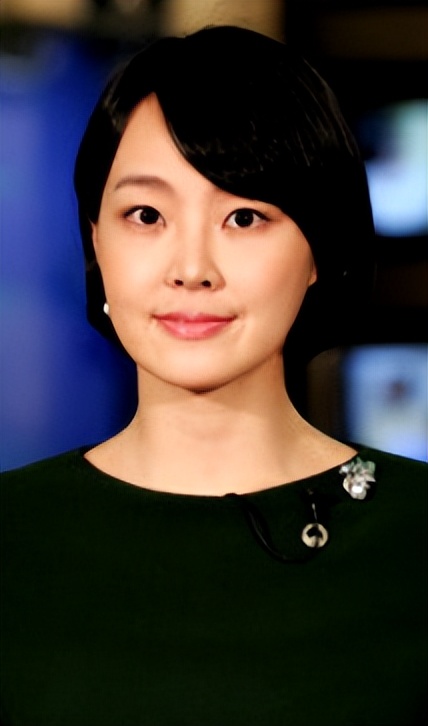 院长在宾馆给女主播治痔疮,某院长给网红治疗痔疮