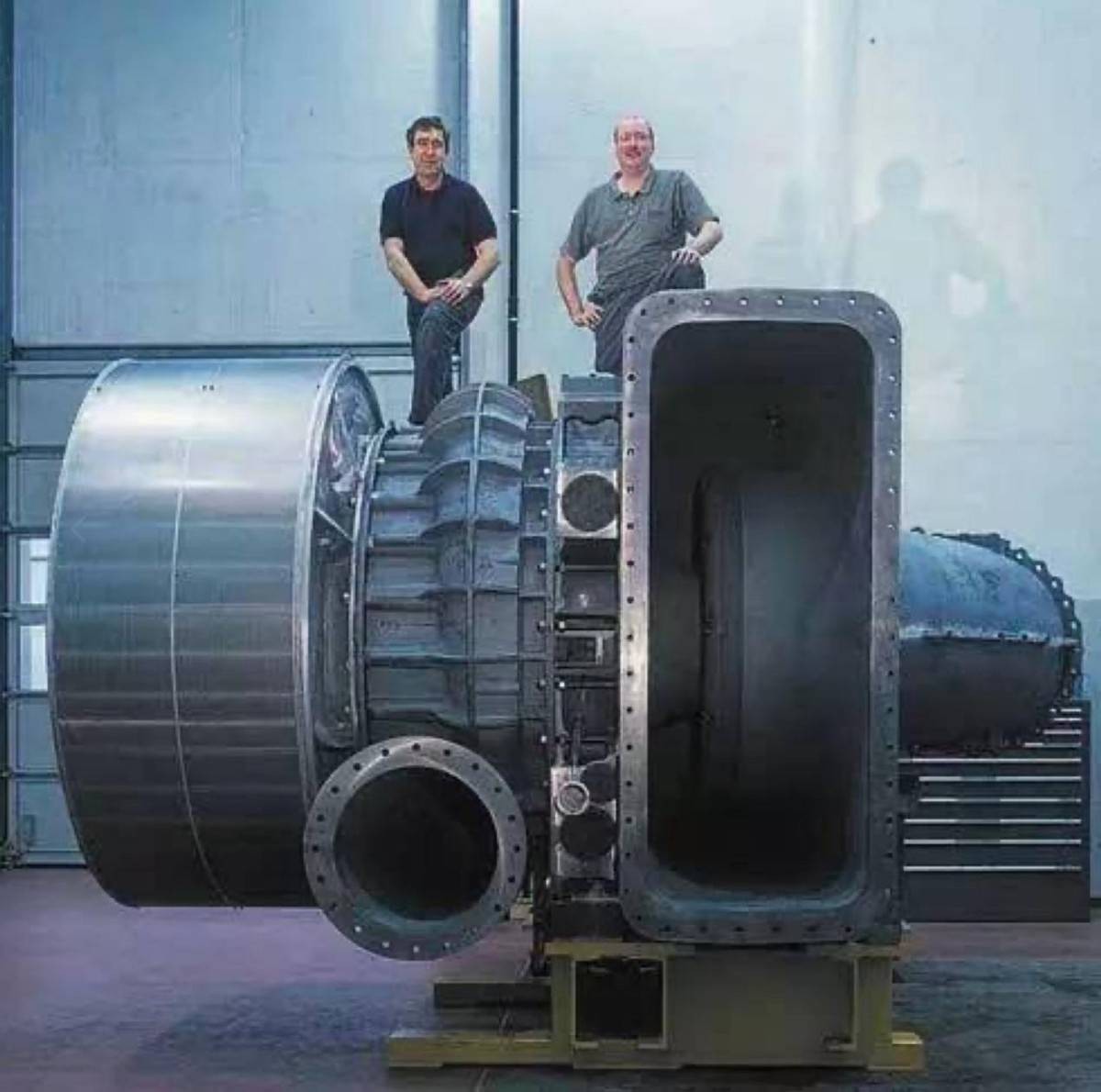 世界上最大的发动机有15层楼高,世界上最大的发动机第一名