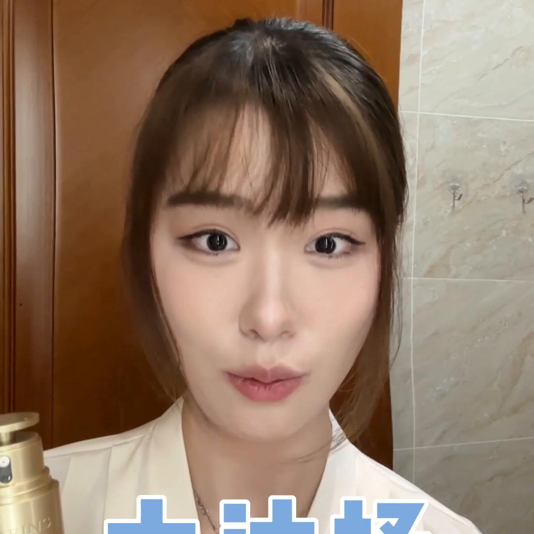 娇韵诗双萃精华轻盈版油痘肌,娇韵诗双萃适合45岁干皮