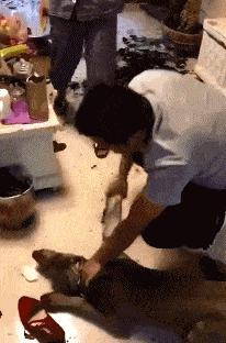 千万不要轻易穿抹胸吃火锅！: