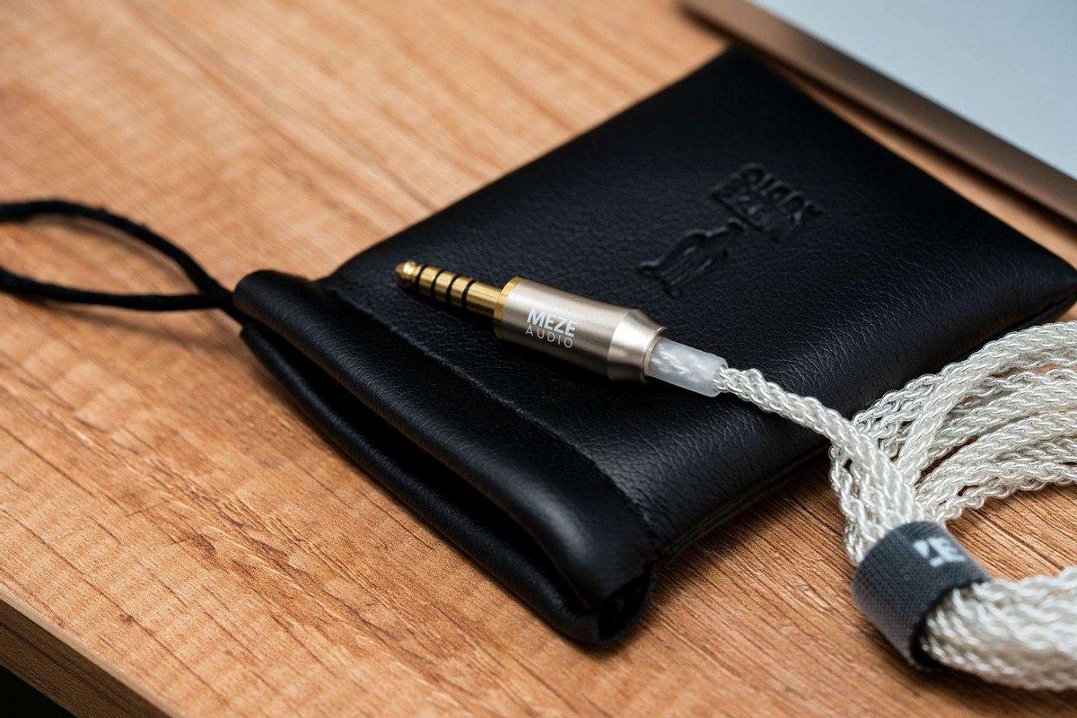 meze99classics鑰虫満,meze99classics鑰崇僵