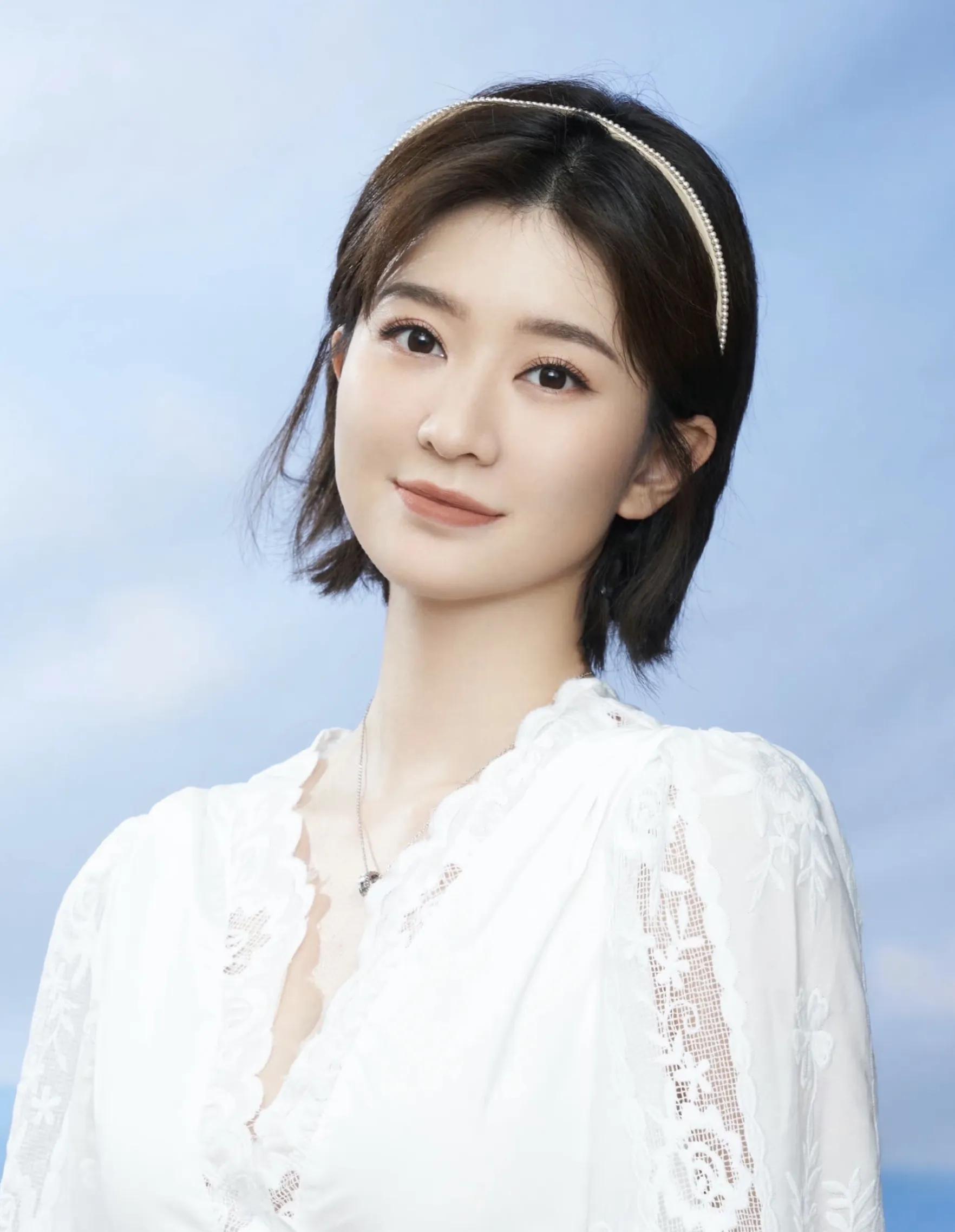 乔欣高清写真美照,女演员乔欣最漂亮美图