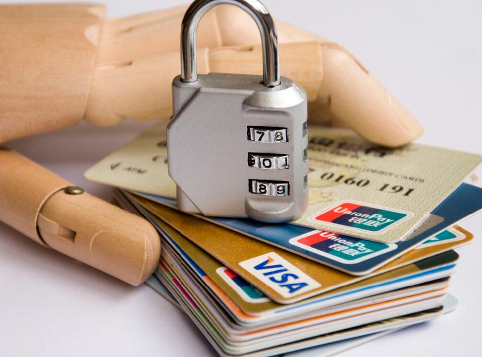 法律科普：错把5万元打进别人的冻结账户，钱能要回来吗？