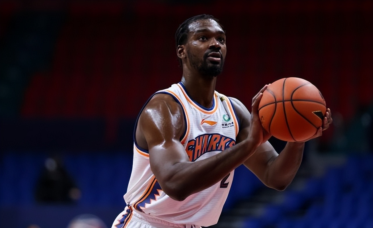 凯尔特人官宣达成三方交易,凯尔特人官宣签约施罗德