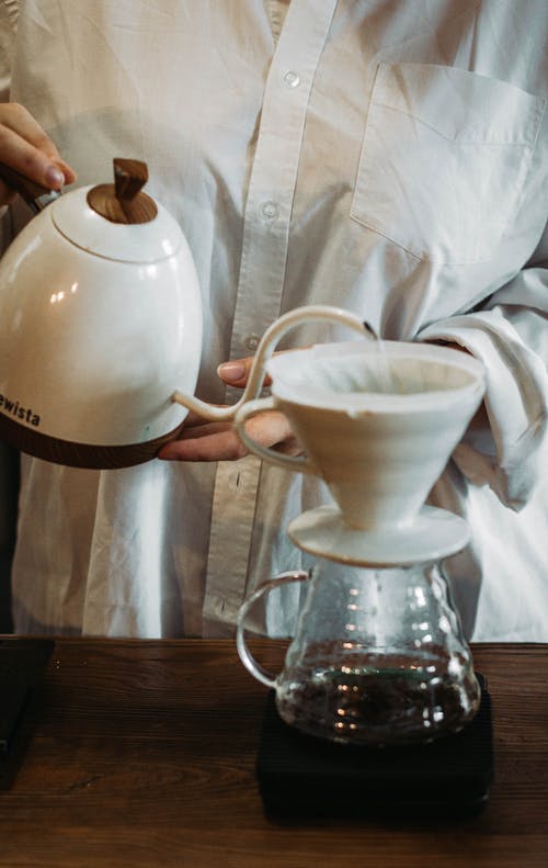 手冲咖啡的三段式冲泡法,手冲咖啡冲泡全过程