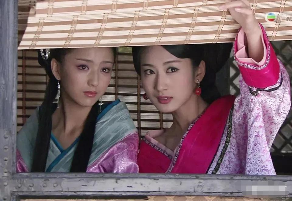 长相妩媚却情史干净的五位女星,不算特别惊艳却能红的五位女星