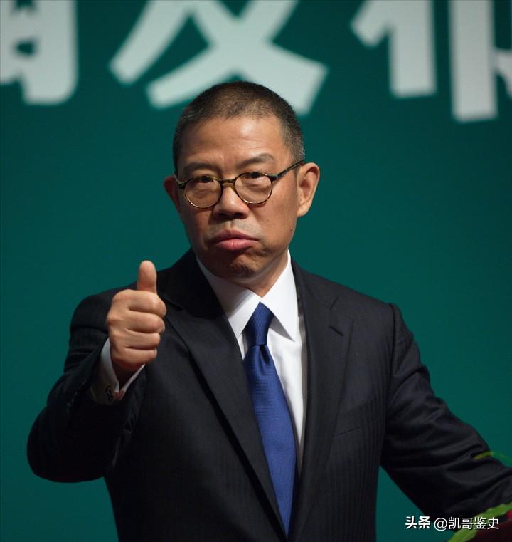 “中国首富”把矿泉水和疫苗变成“印钞机”，这操作马云都看不懂