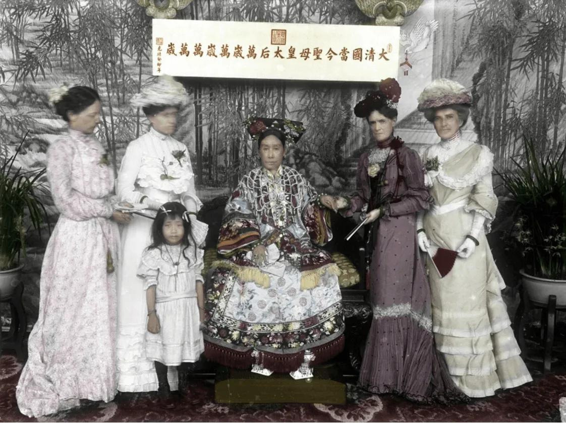 慈禧喜欢的拉冰床是什么,慈禧太后冬天玩拖冰床