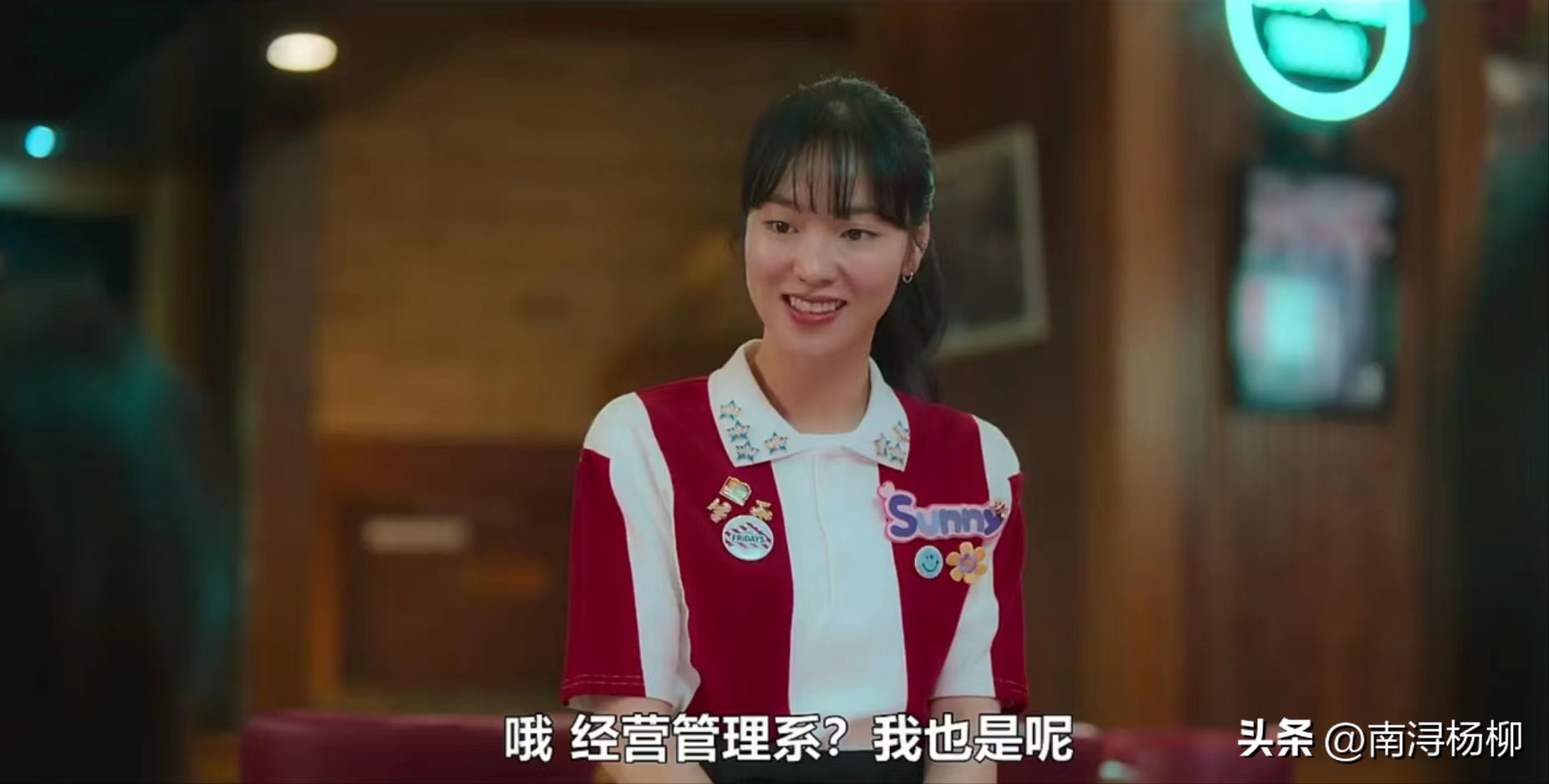 一脸疲惫还硬演学生，韩版《想见你》刚上线播出，原版又火了