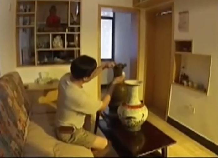 湖南惊现黄金水宝瓶,一男子挖到一宝瓶鉴定后价值不菲