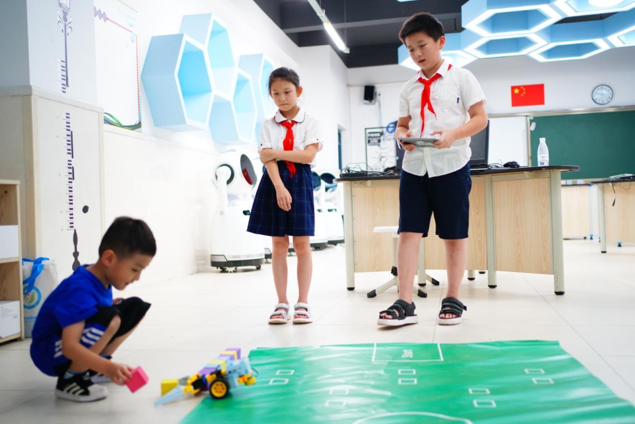 金山小学智慧校园,智教慧学