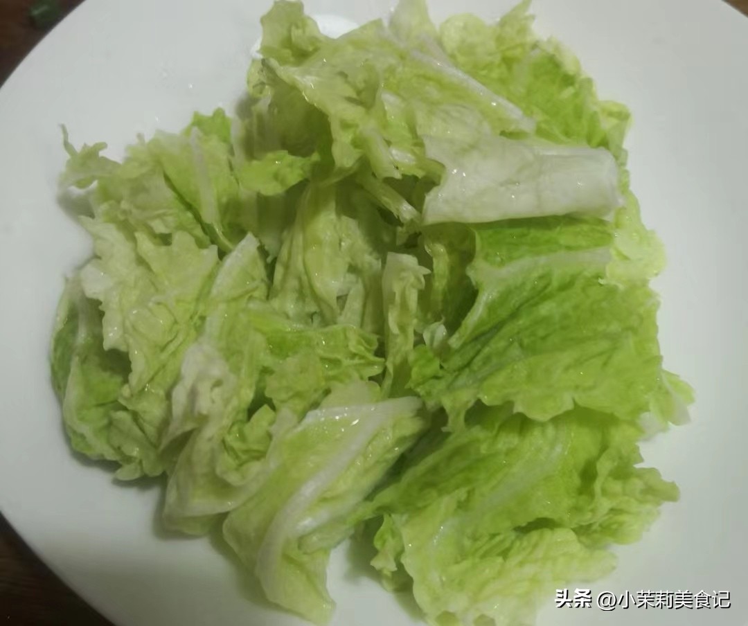 黑芝麻是不是高钙食物,补钙是白芝麻好还是牛奶好