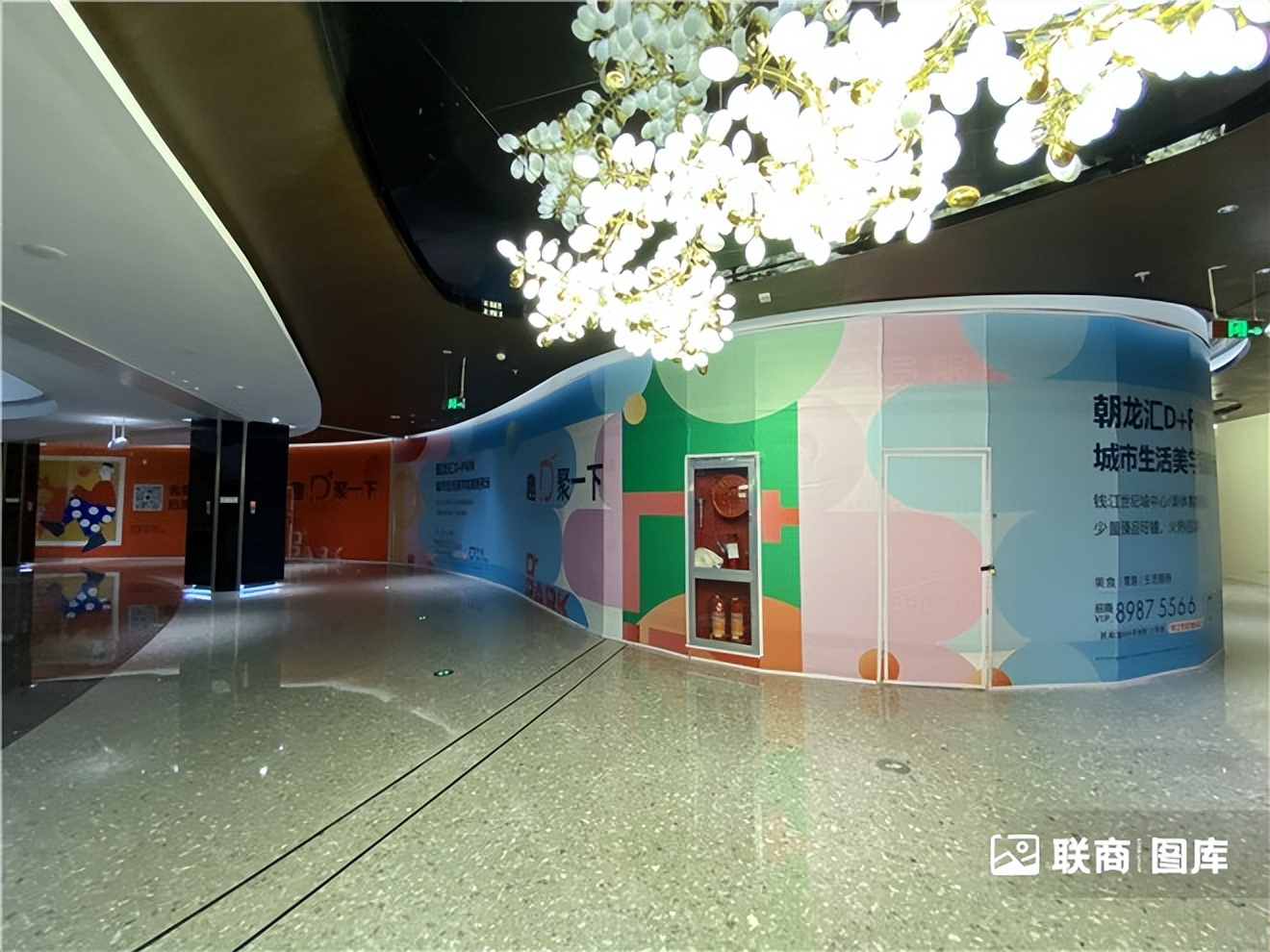 “鸽王”、潮玩街区…实探杭州近期新开的三个商场