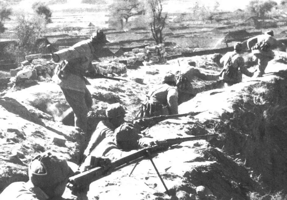 87岁老人为抗疫捐出2万,为疫情捐款2万的老人