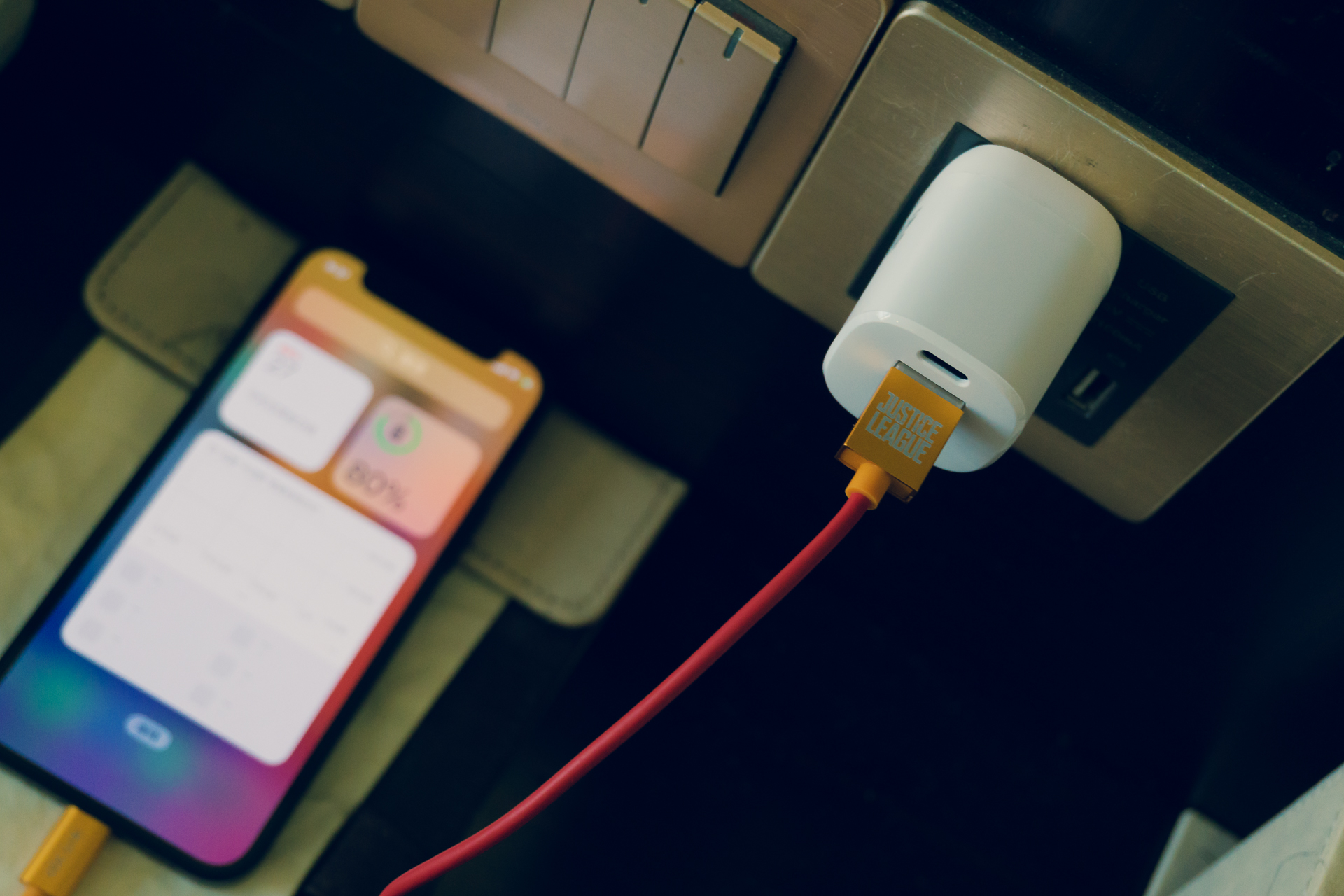 苹果11公认最佳快充充电头推荐,iphone12充电头推荐小米