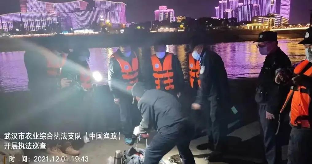 非禁渔地区可视锚鱼器犯法吗,非禁渔时期可视锚鱼是否违法