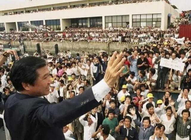 韩国财阀与韩国总统,韩国真正的掌权者是政府还是财阀