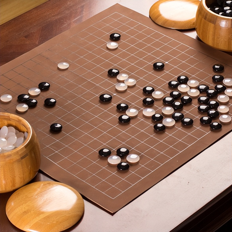 80岁老人深山发现土匪洞完整版,山西老农发现山洞