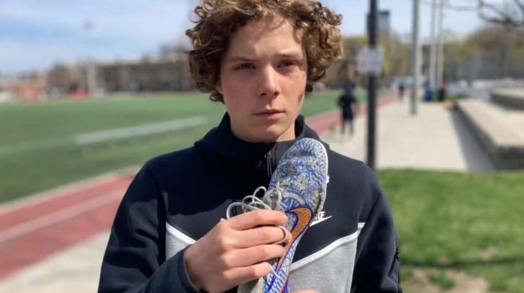 nike足球鞋坏了能找到吗,nike要关门了吗