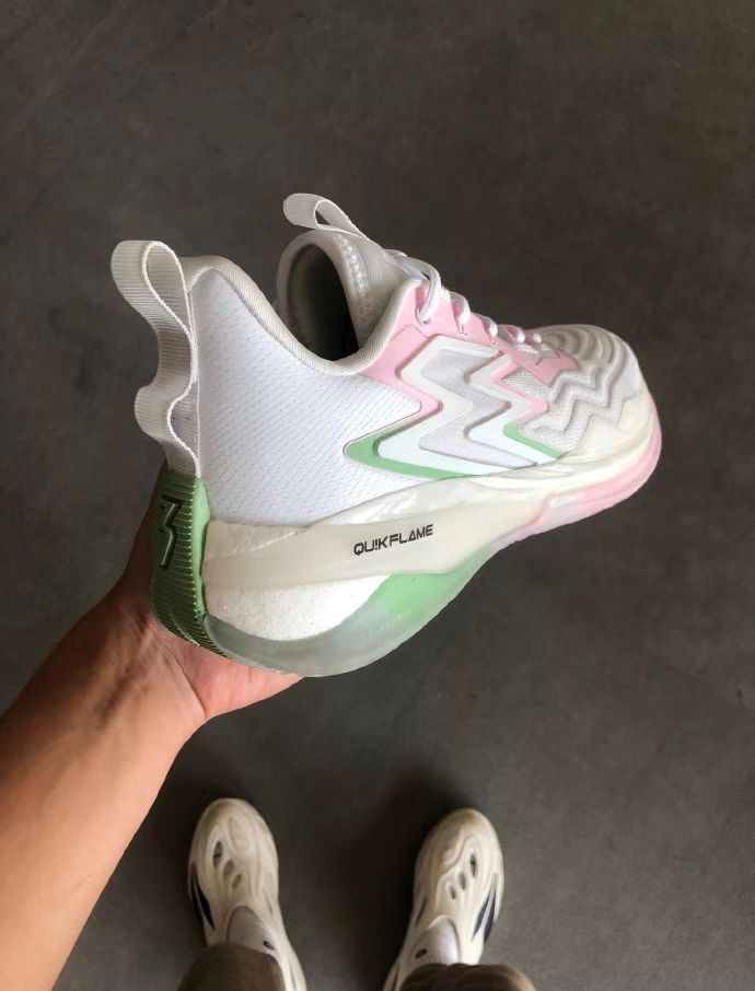 361big3pro配色,361篮球鞋紫黑配色