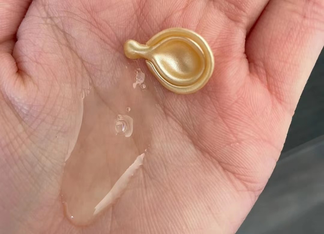 雅顿的精华哪种最好,雅顿抗老精华油性皮肤