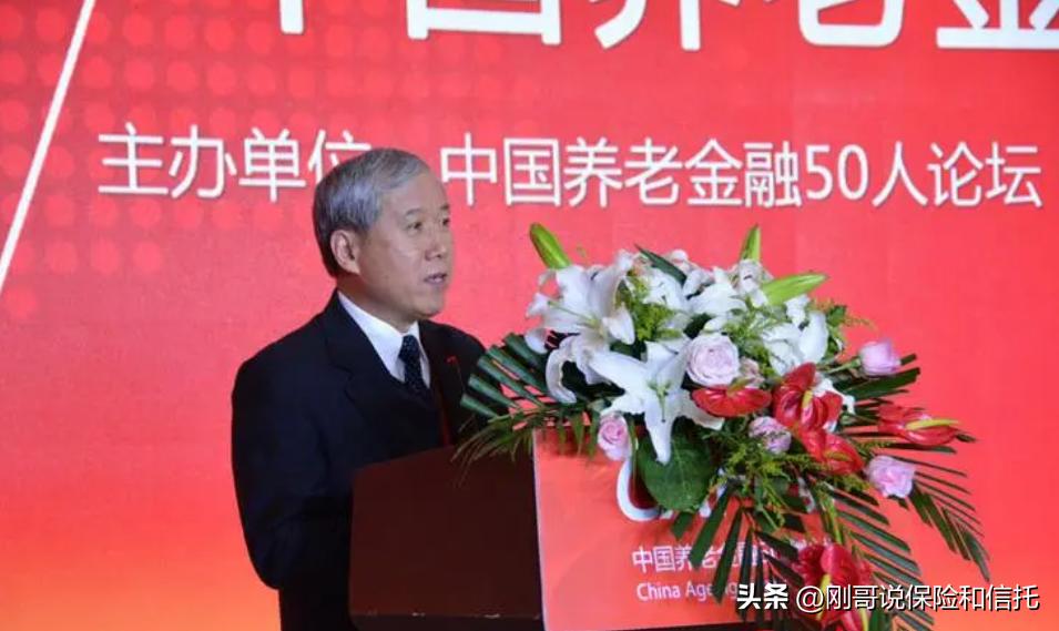 每天省出5杯咖啡，退休后300万的人生赢家