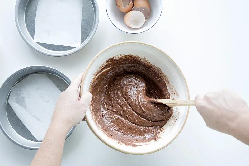 「鱼食制作」金鱼饲料怎么制作金鱼饲料制作方法