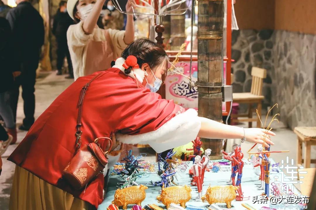 我家住在河对面,我家住在鲅鱼圈歌曲