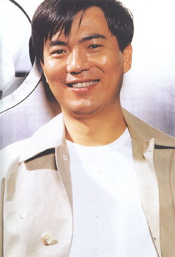 央视主持人黄健翔婚姻,央视体育主持人黄健翔